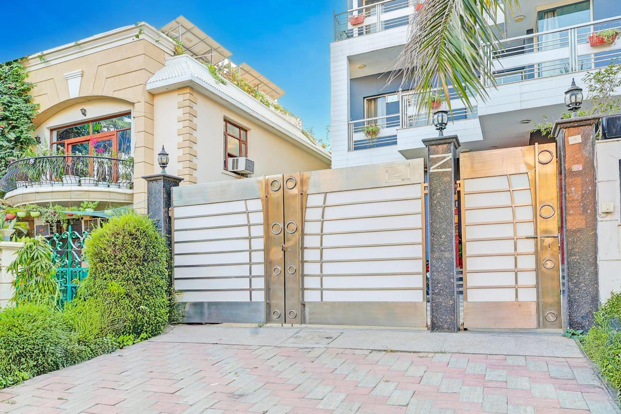 Townhouse Sector 49 Sohna Road Hotel Gurgaon Exterior photo
