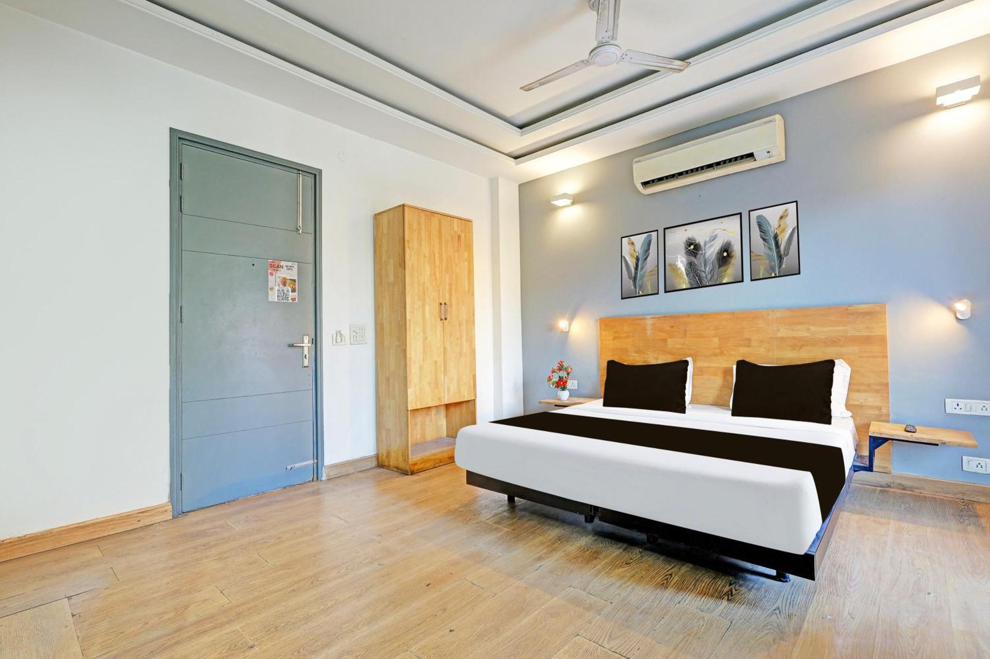 Townhouse Sector 49 Sohna Road Hotel Gurgaon Exterior photo