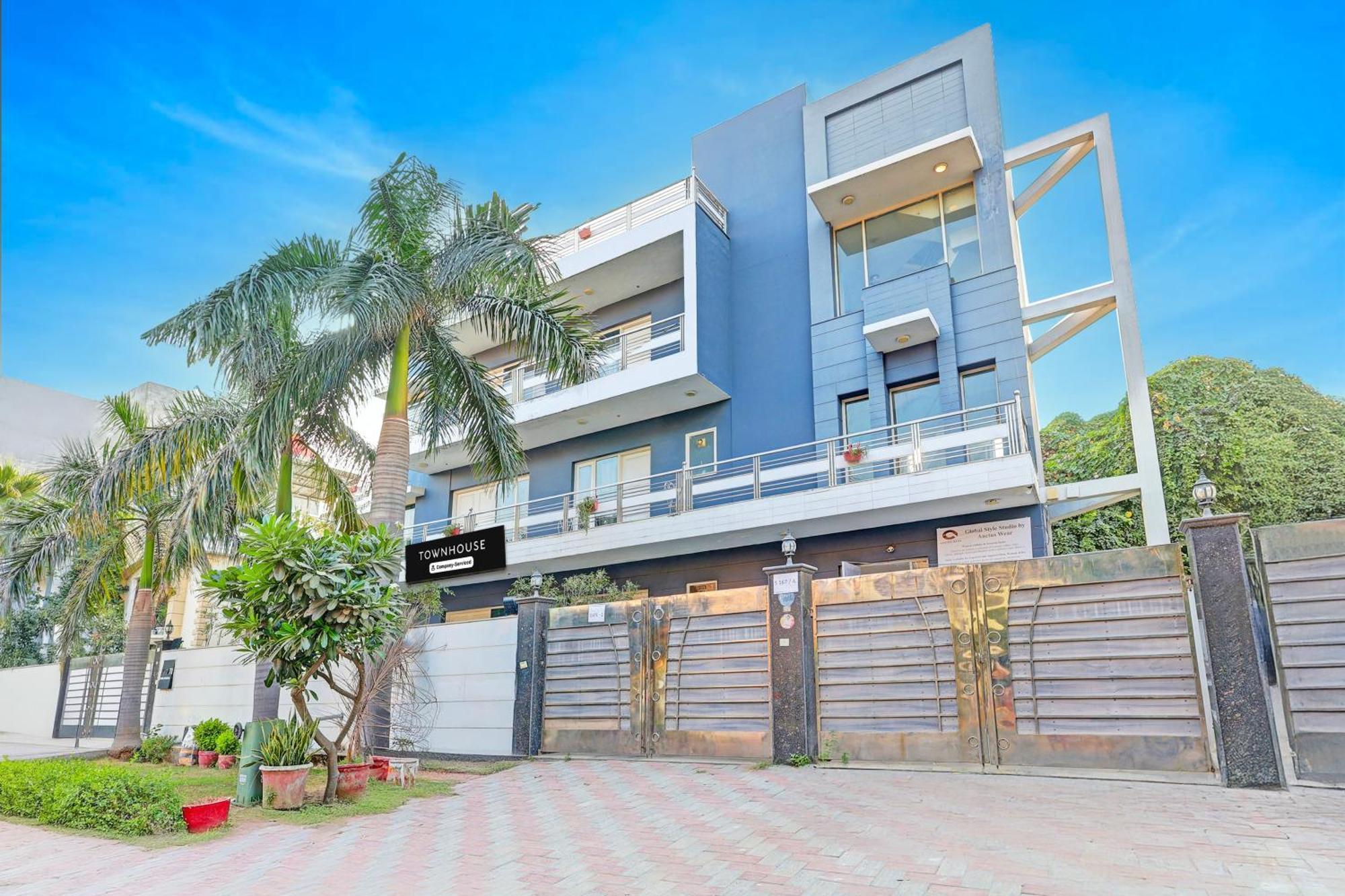 Townhouse Sector 49 Sohna Road Hotel Gurgaon Exterior photo