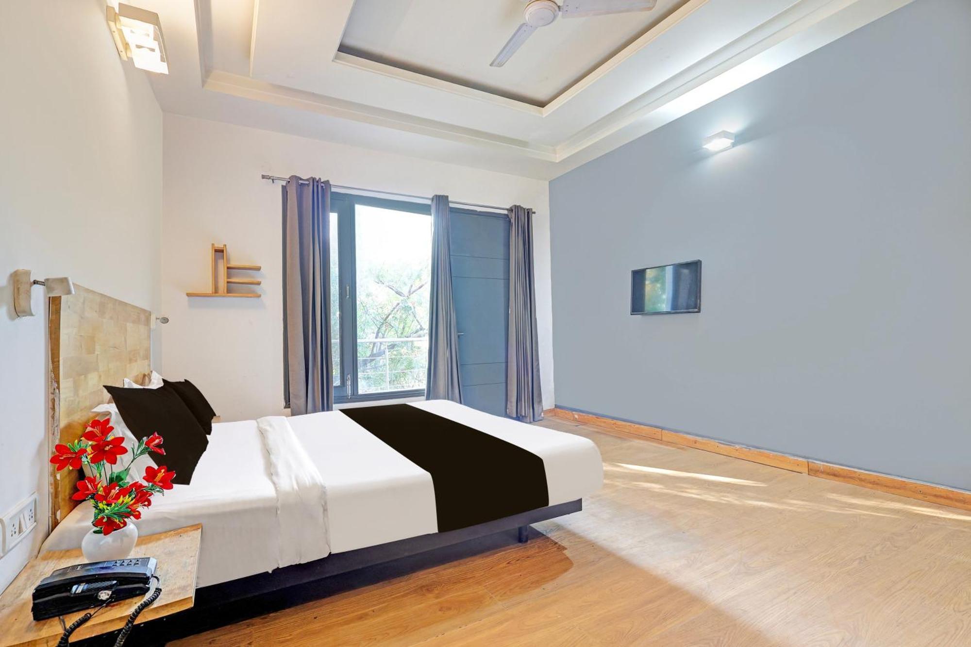 Townhouse Sector 49 Sohna Road Hotel Gurgaon Exterior photo